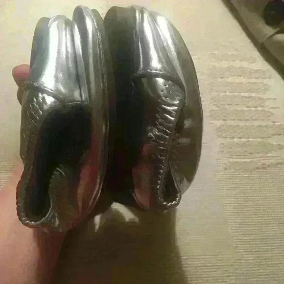 a.n.a silver ballet flats 7W memory foam - Picture 6 of 10